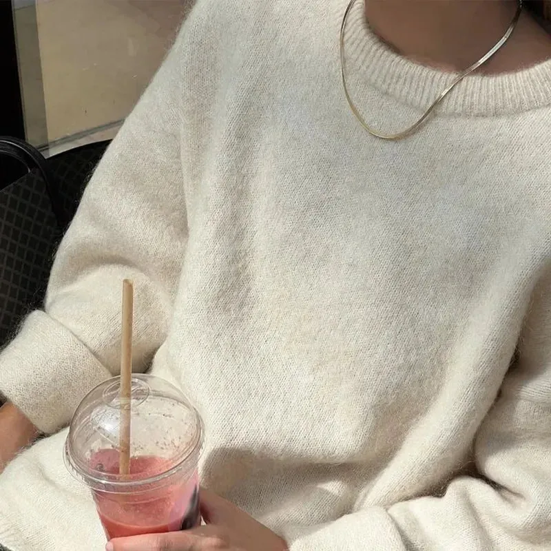 Cozy Oversized Knit Sweater – Effortless Elegance & Warmth