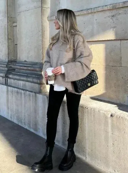 Cozy Oversized Knit Sweater – Effortless Elegance & Warmth