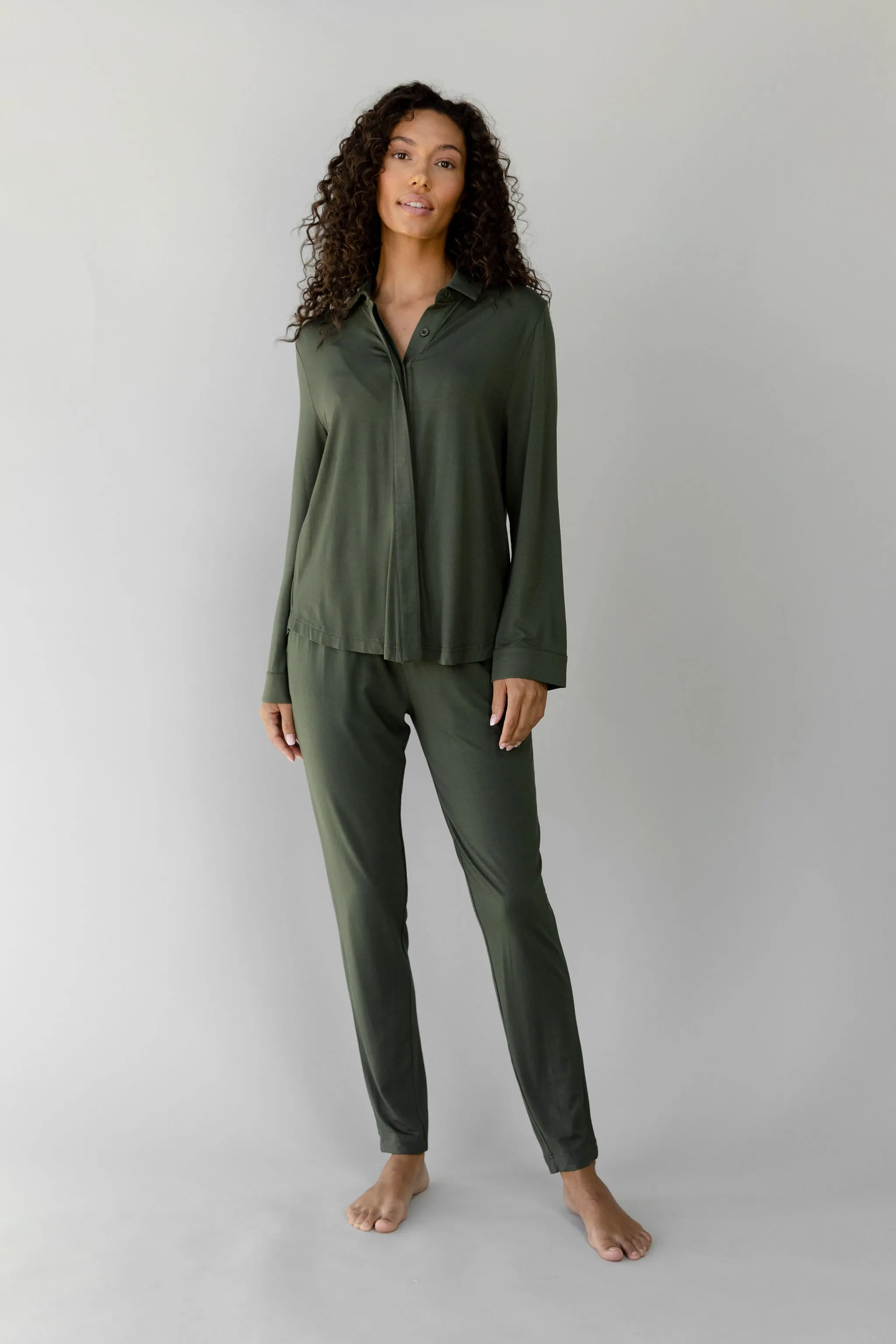 Women's Bamboo Stretch-Knit Tapered Pant